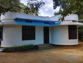 VALIYATH HOLIDAYS HOMESTAY